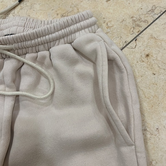 Meshki XS Nude color coordinates sweatpants joggers - Picture 4 of 6
